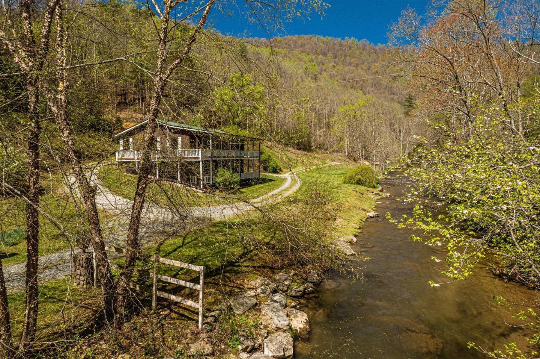 Waterfall Hideaway Bryson City Esterno foto